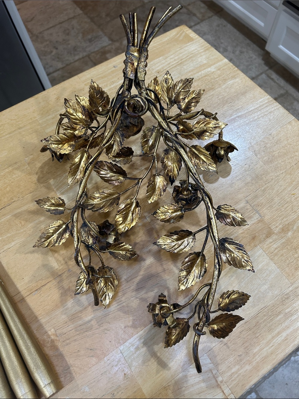 FABULOUS PAIR RARE VINTAGE ITALIAN GILT ROSE DOUBLE WALL SCONCES - Picture 14 of 16